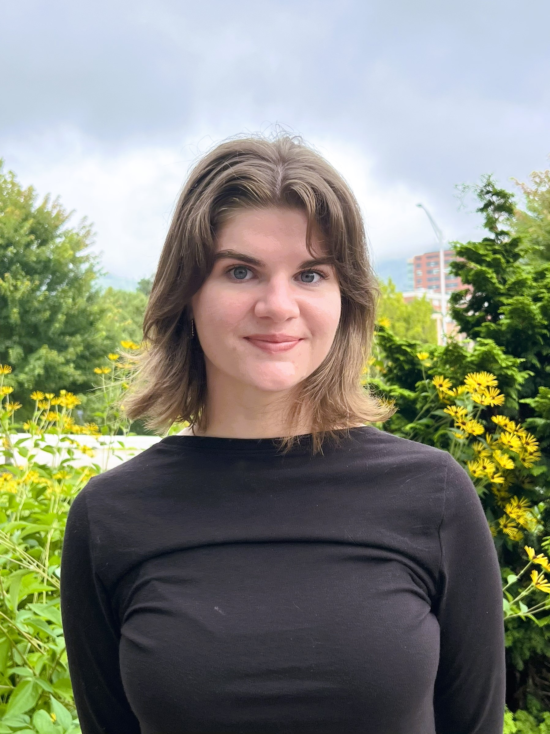 Headshot of Graduate Student Ambassador Molly Wells