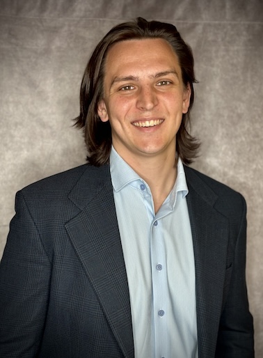 professional headshot of Sean Owens